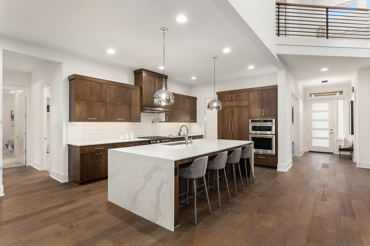 Custom-Cabinets-Kitchen-Design-in-Terracotta