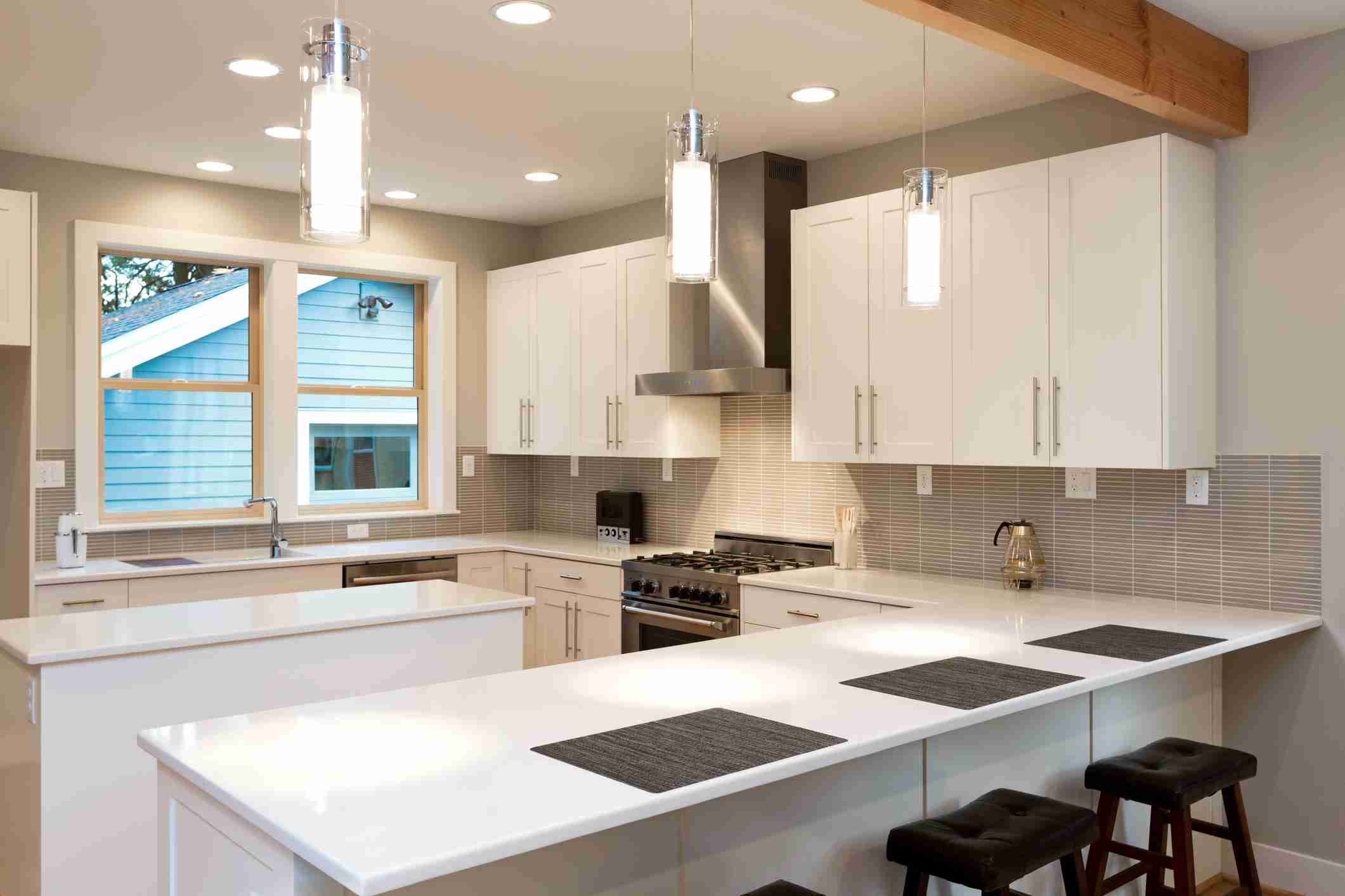 Discover the Latest Trending Kitchen Cabinet Styles 2025 for Your Oakville Home