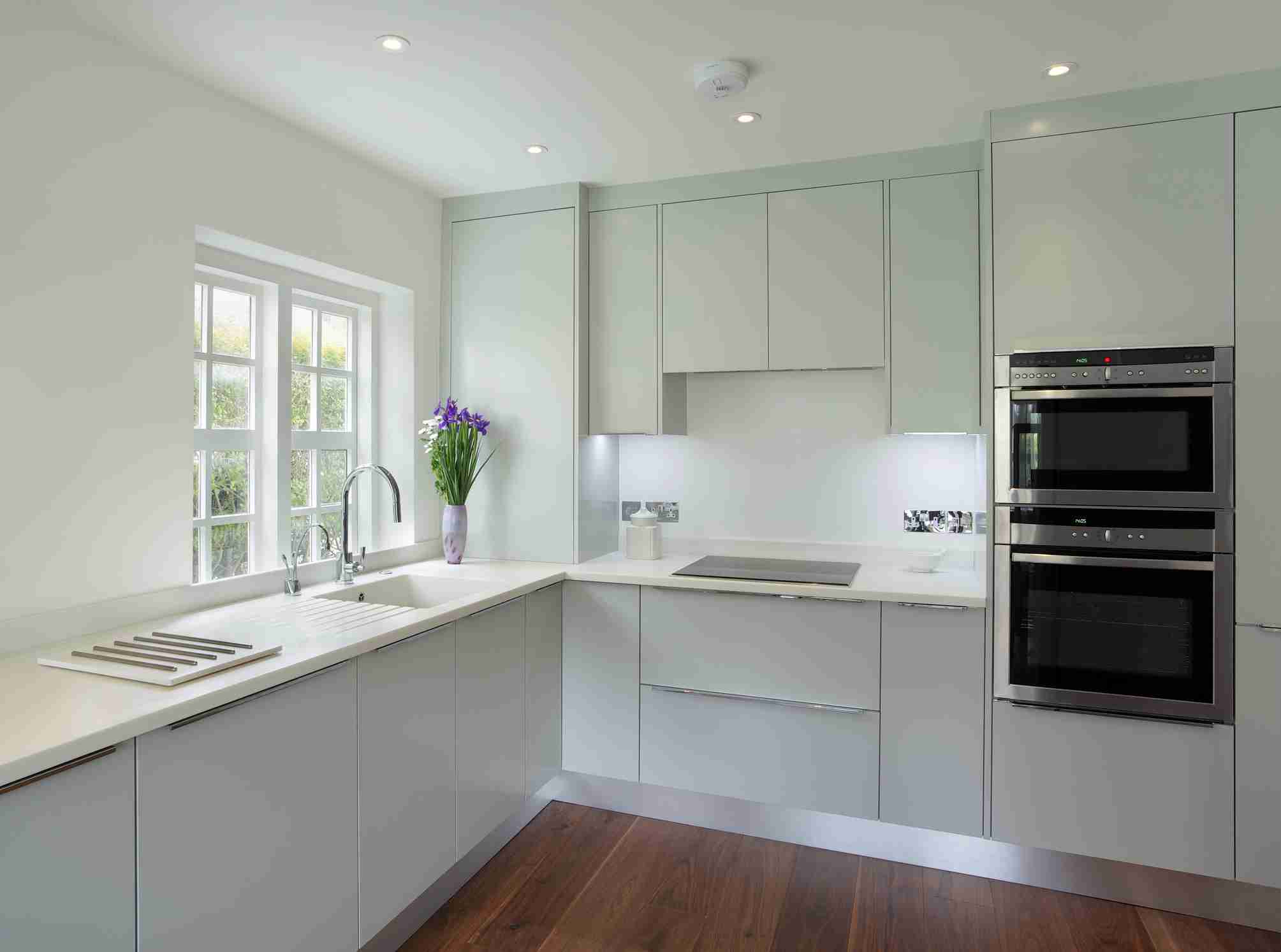 Elevate Your Burlington Home with Contemporary Modern Kitchen Designs
