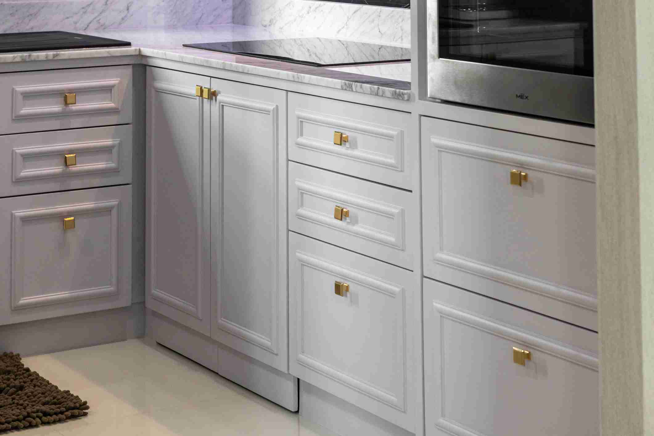 Elevate Your Hornby Home with the Hottest Trending Kitchen Cabinet Styles 2025