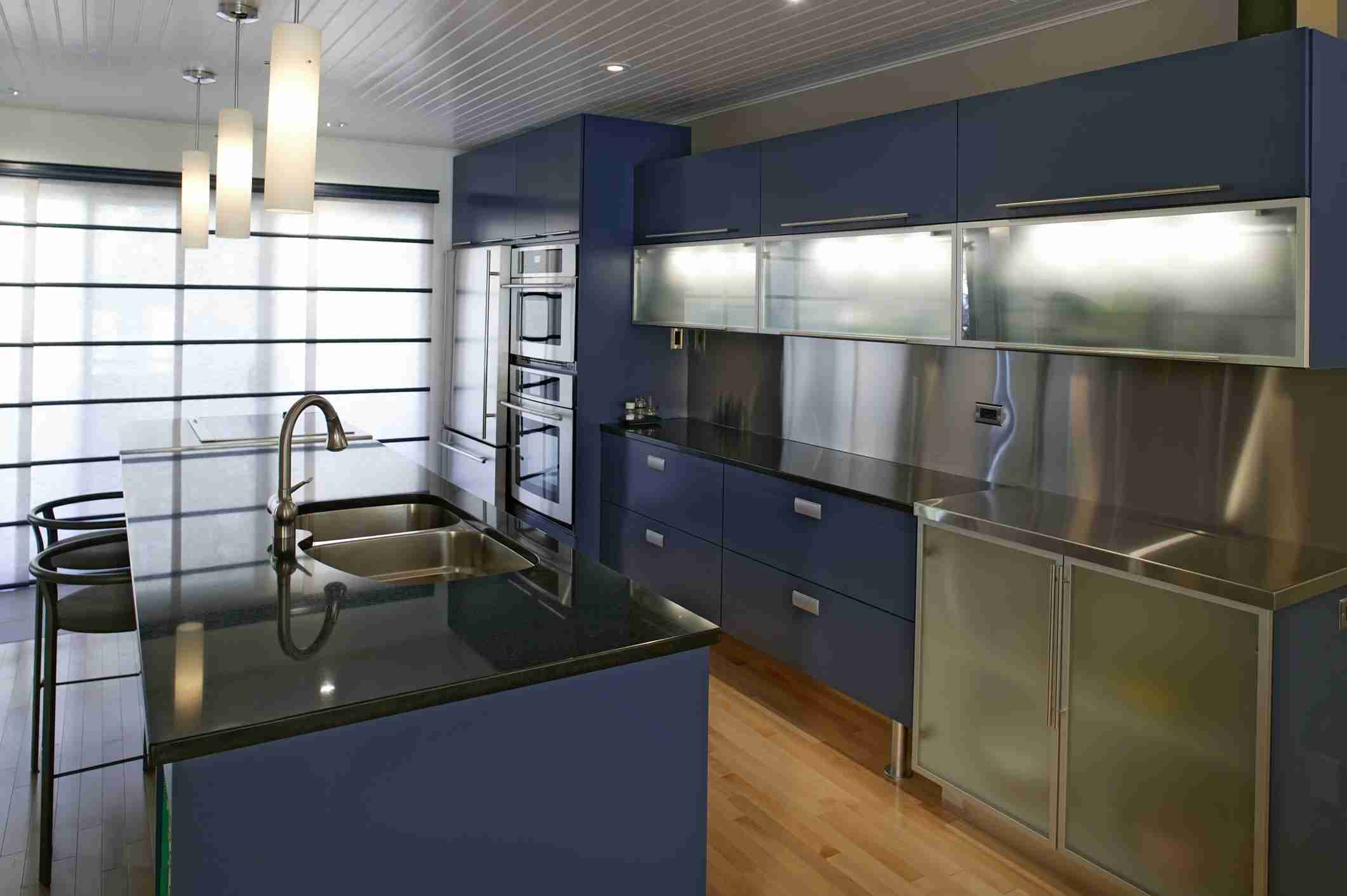 Infuse Your Oakville Home with the Artistry of Italian Style Kitchen Cabinetry