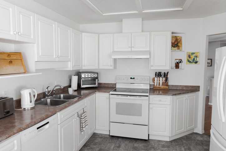 Discover High-End Kitchen Cabinets in Halton for Unrivaled Elegance
